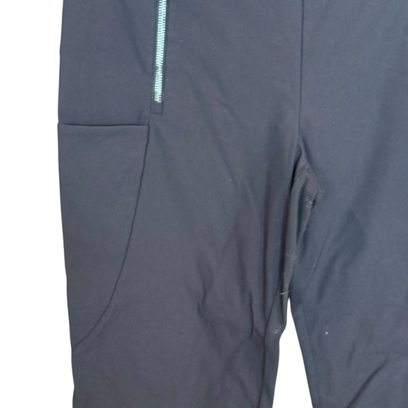 Black Athleta Headlands High-Waisted Pants with Zipper Pockets - Picture 4 of 5